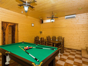 Отель Максимус