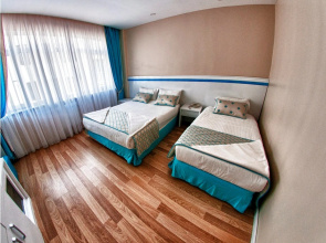 Отель Star Holiday