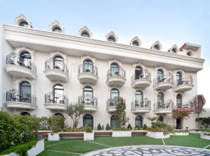 Sura Design Hotel and Suites 