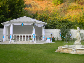 Отель Журавли