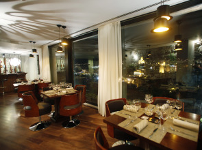 Отель Citadel Narikala