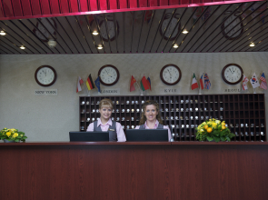 Отель Славутич