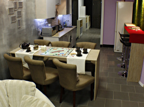 Head Hostel