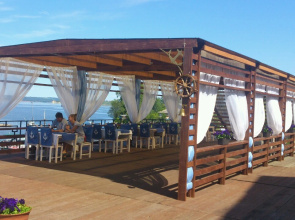 Favorit Hotel
