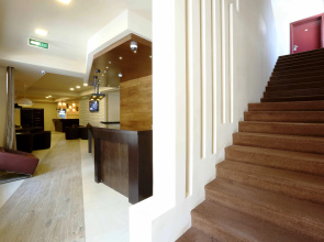 Отель Minotel Barsam Suites