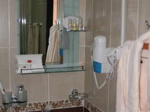 Отель Belon Life