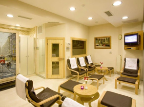 Отель Glk Premier Regency Suites & Spa