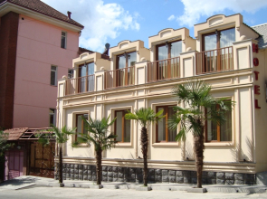 Danisimo Hotel