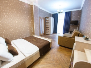 Апартаменты Inndays на Демонстрации