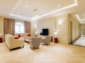 Апарт-отель Four Seasons