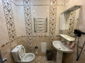 Отель Автор