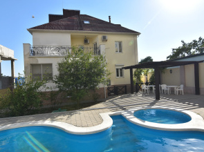 Elegria Guest House