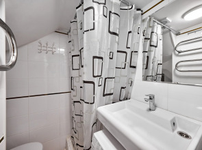 Апартаменты монохромные EasyGuest на Чертановской