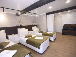 M2 Hotel