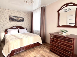 Na Ulitse Krasina 80 Flat