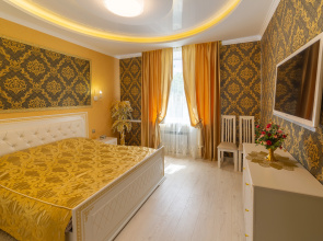 Uyutnaya Kvartira V Tsentre Goroda Apartments