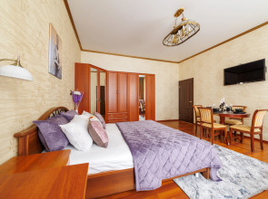 Апартаменты 2 спальни у Казанского собора 8 гостей