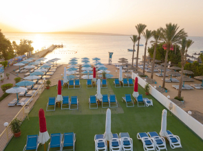 Minamark Beach Resort & Spa