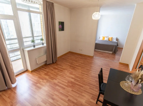 Апартаменты Stepanenkov на 8 Марта на 10 этаже