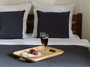 Апартаменты ФлаНск на Крылова 1