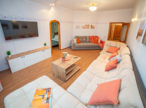 Апартаменты Радищева 12 трехкомнатная