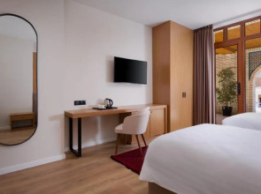 Отель Mercure Bukhara Old Town