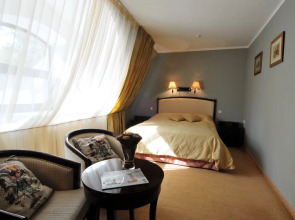 Отель Гринвей