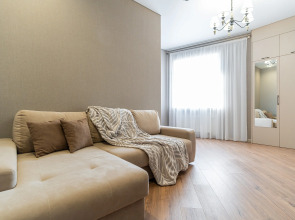 Апартаменты трехкомнатные с панорамным видом на город и море в центре Новороссийска от LetoApart