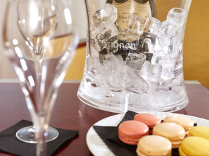 Отель Clarion Paris CDG Airport