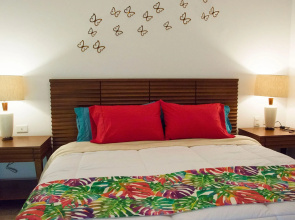 Profound relaxation in 2BR Condo with pool view by Happy Address