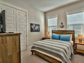 Coasting Inn 3 Bedroom Condo By Coastal Dreamin