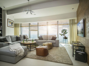 In The Sky - Sky Tower Apartments