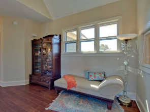 Apperson House 5 Bedrooms 4.5 Bathrooms Home