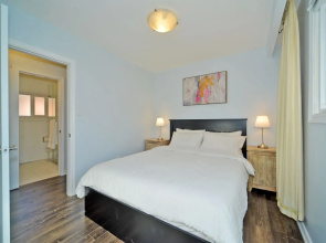 Toronto Luxury Suites