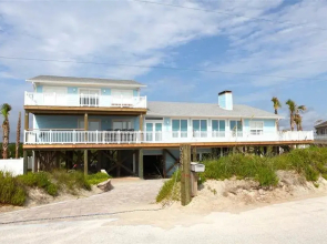 Beach Gem 6 Br home by RedAwning