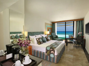 The Pyramid Cancun By Oasis - All Inclusive