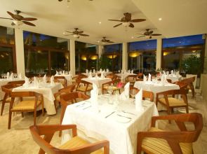 Отель Akumal Bay Beach and Wellness Resort