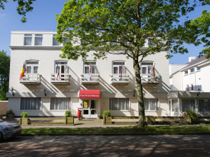 B & B Van Marion