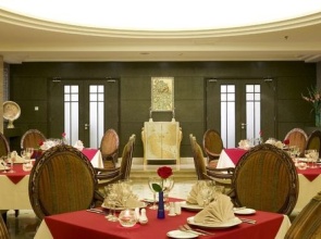 Yan Oasis Resort Hotel