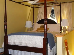The Maple Street Inn