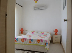Grand Sea View Aparts