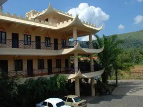 Woodland Prime Castle