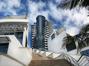 Urban Hip Hotels Pearls