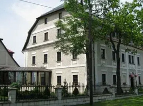 Dworek Karłów