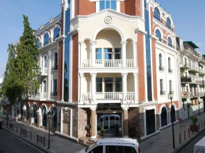 Отель Batumi World Palace
