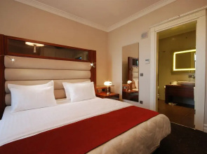Отель Batumi World Palace