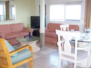 Milolii Beach House