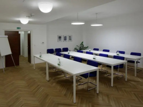 Axa Hotel