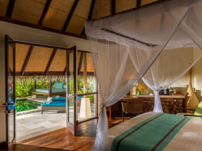 Four Seasons Resort Maldives at Kuda Huraa