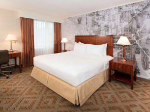 DoubleTree Suites by Hilton Hotel Philadelphia West